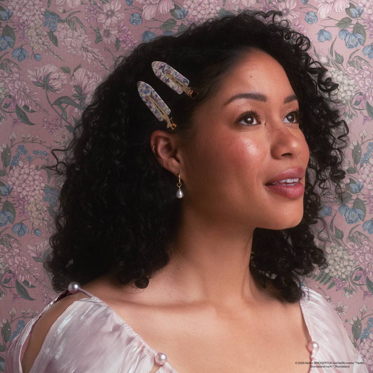 KITSCH - Bridgerton x Kitsch Creaseless Clips - Toile in Bloom - Image 5