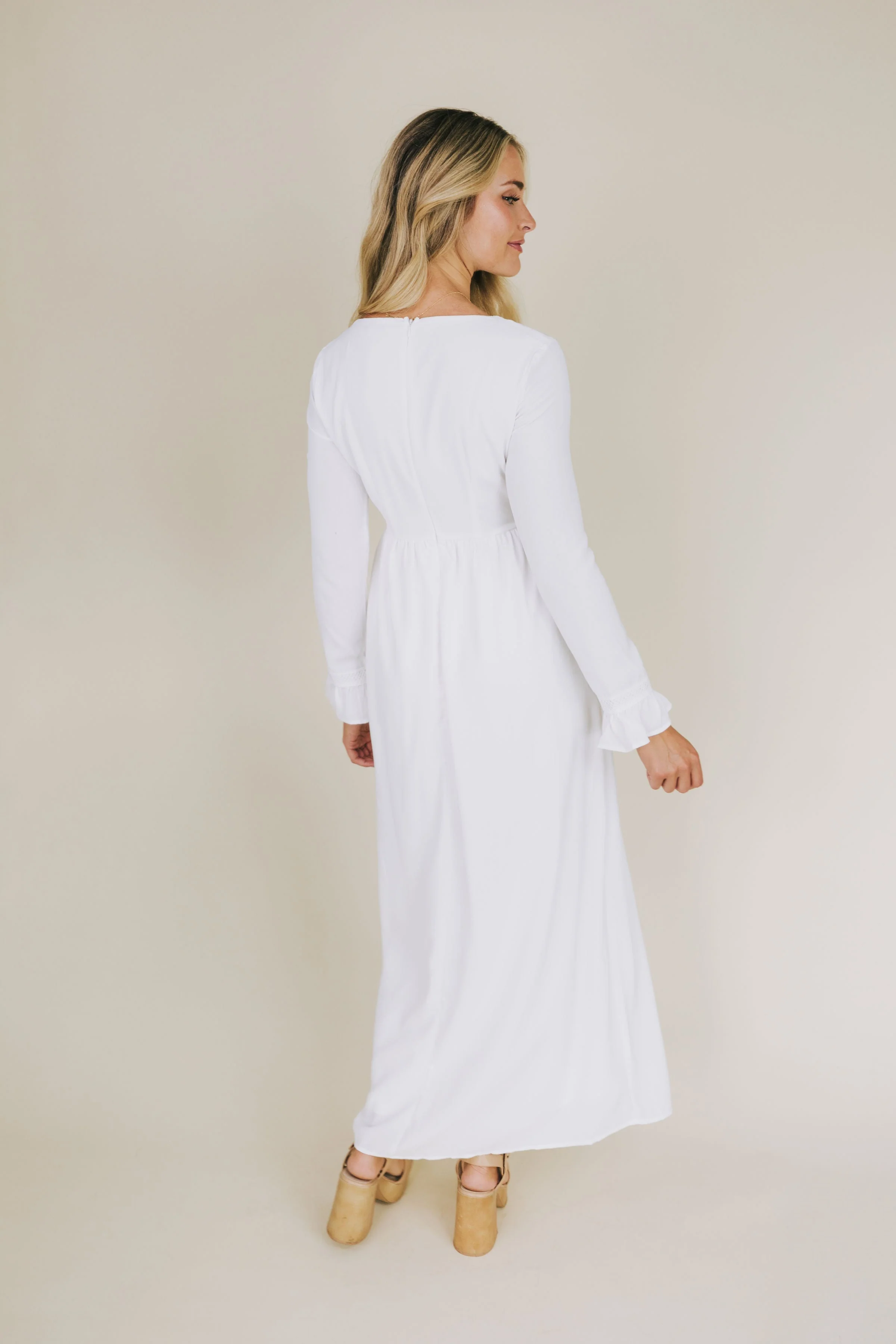 EXCLUSIVE - The White: Norma - Image 5