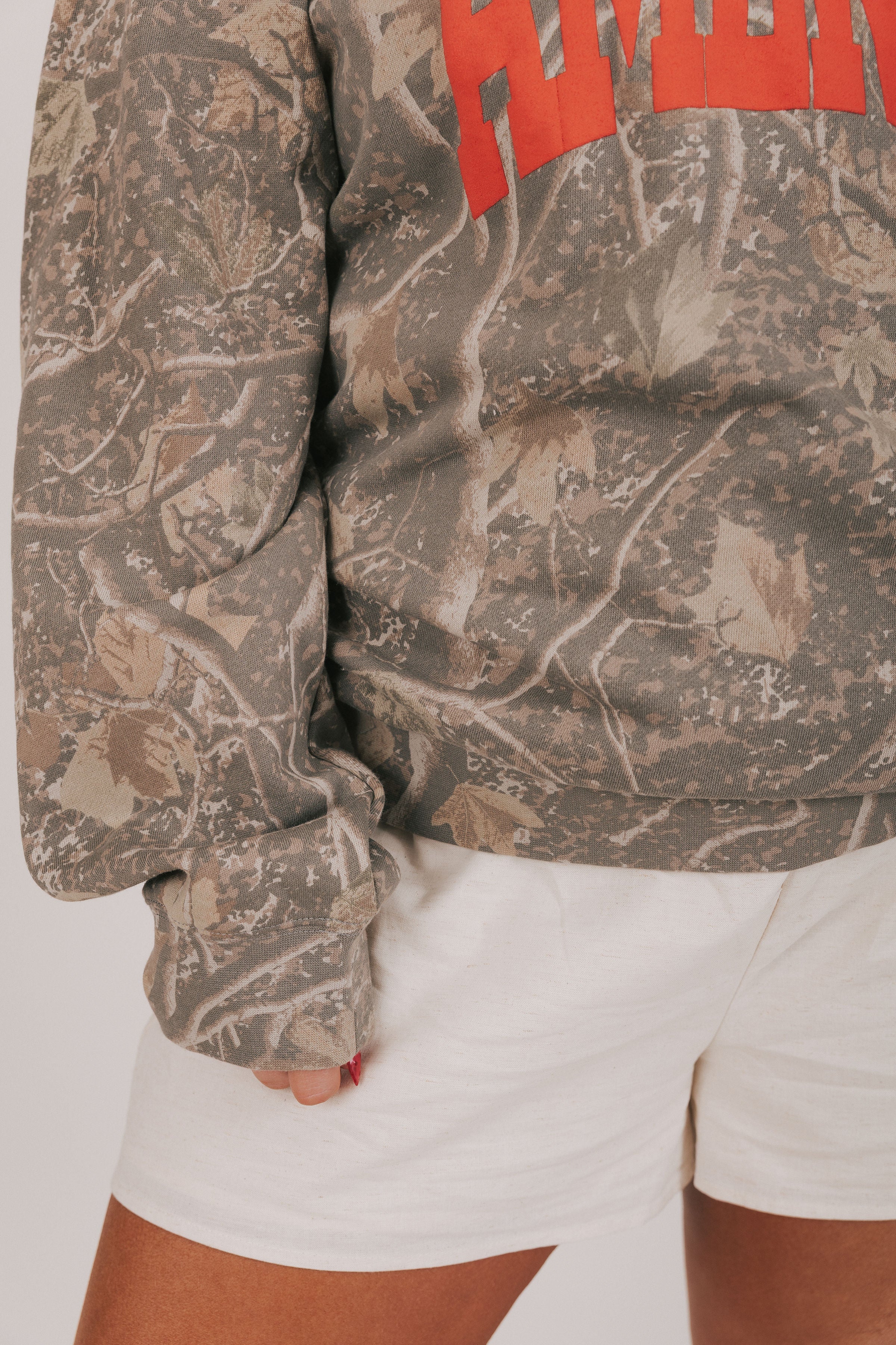 INCLUSIVE SIZING - American Woods Sweatshirt - Image 10