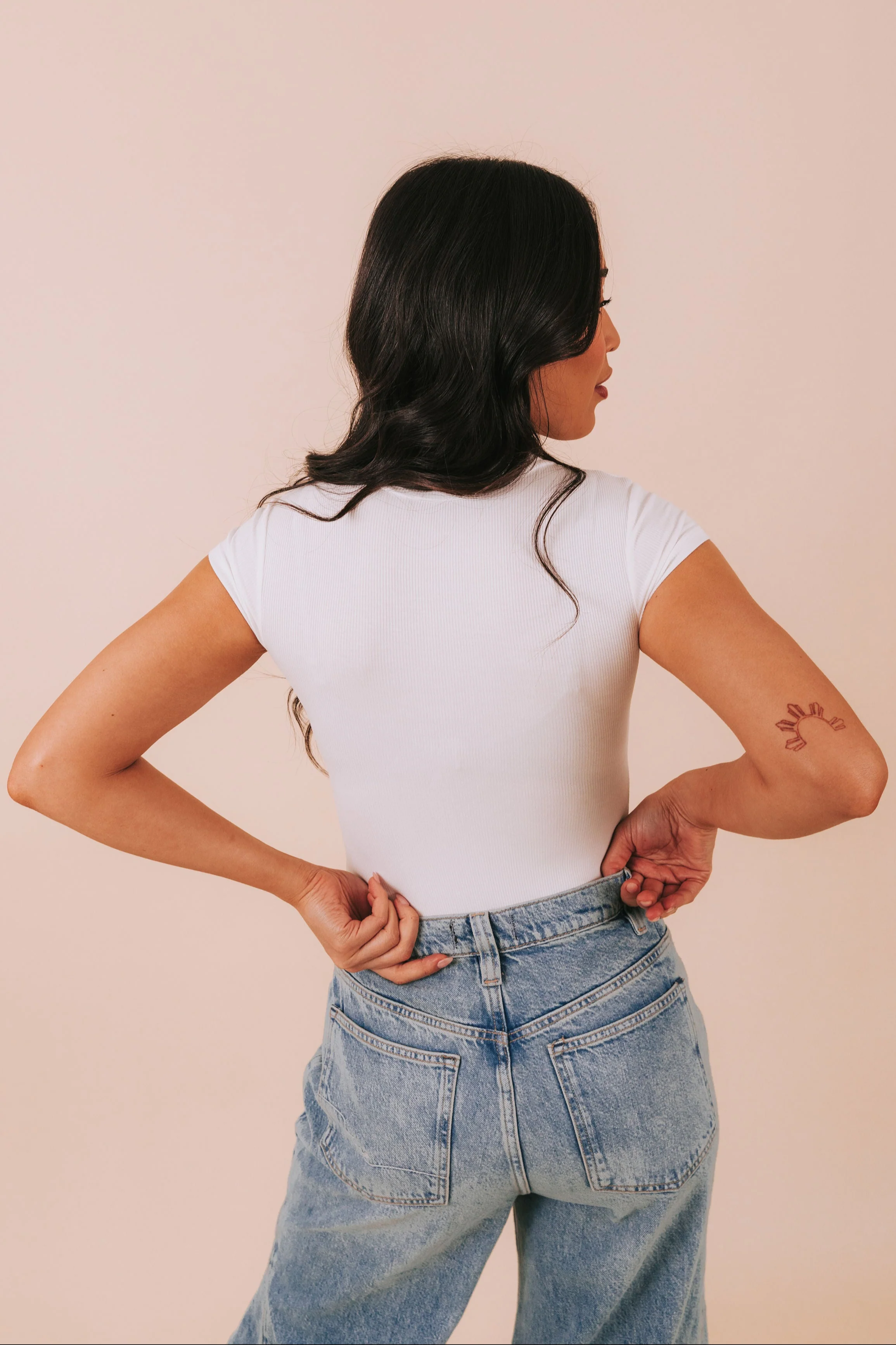 Keep It Smooth Bodysuit - 2 Colors! - Image 5