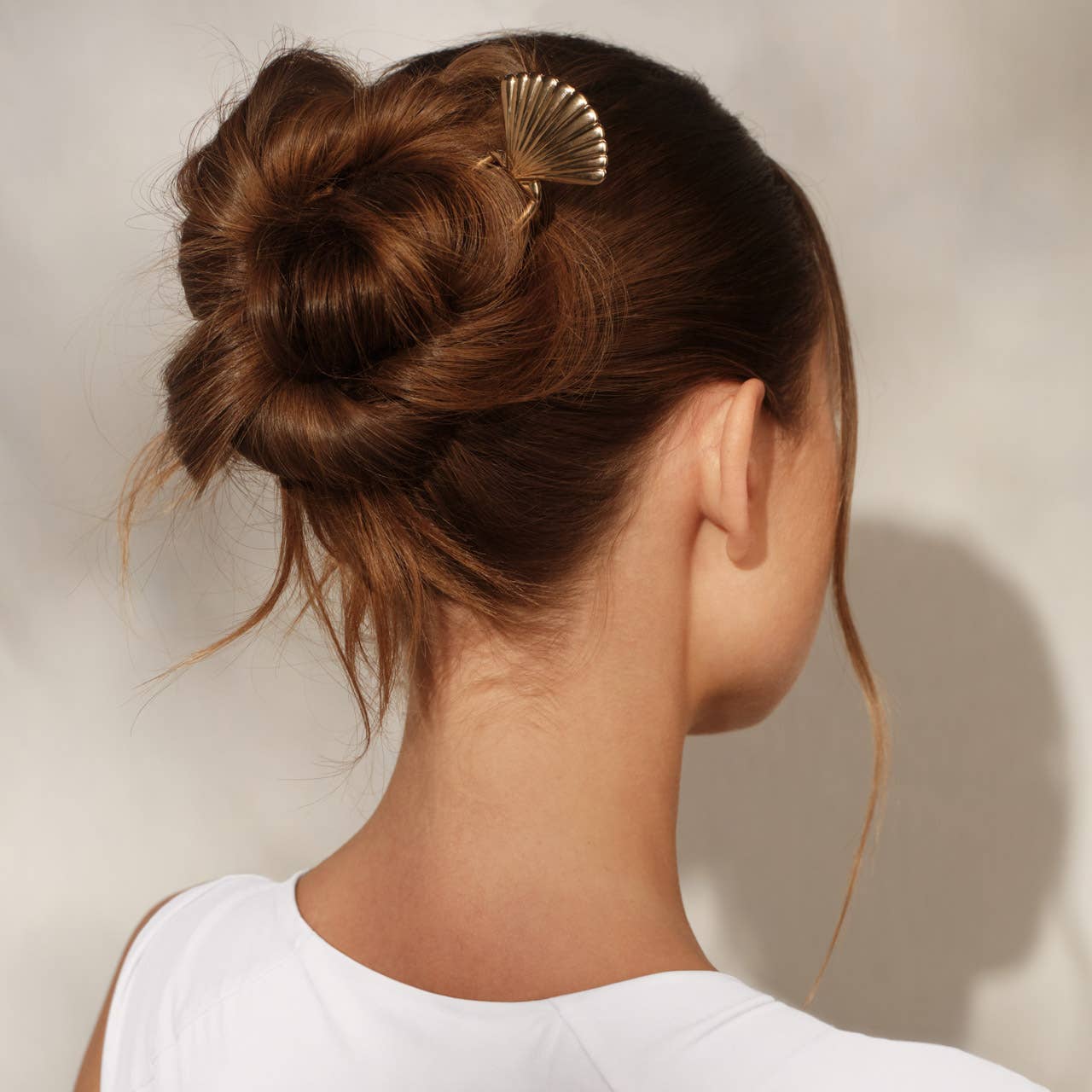 KITSCH - Metal Clam Shell French Hair Pin - Gold - Image 6