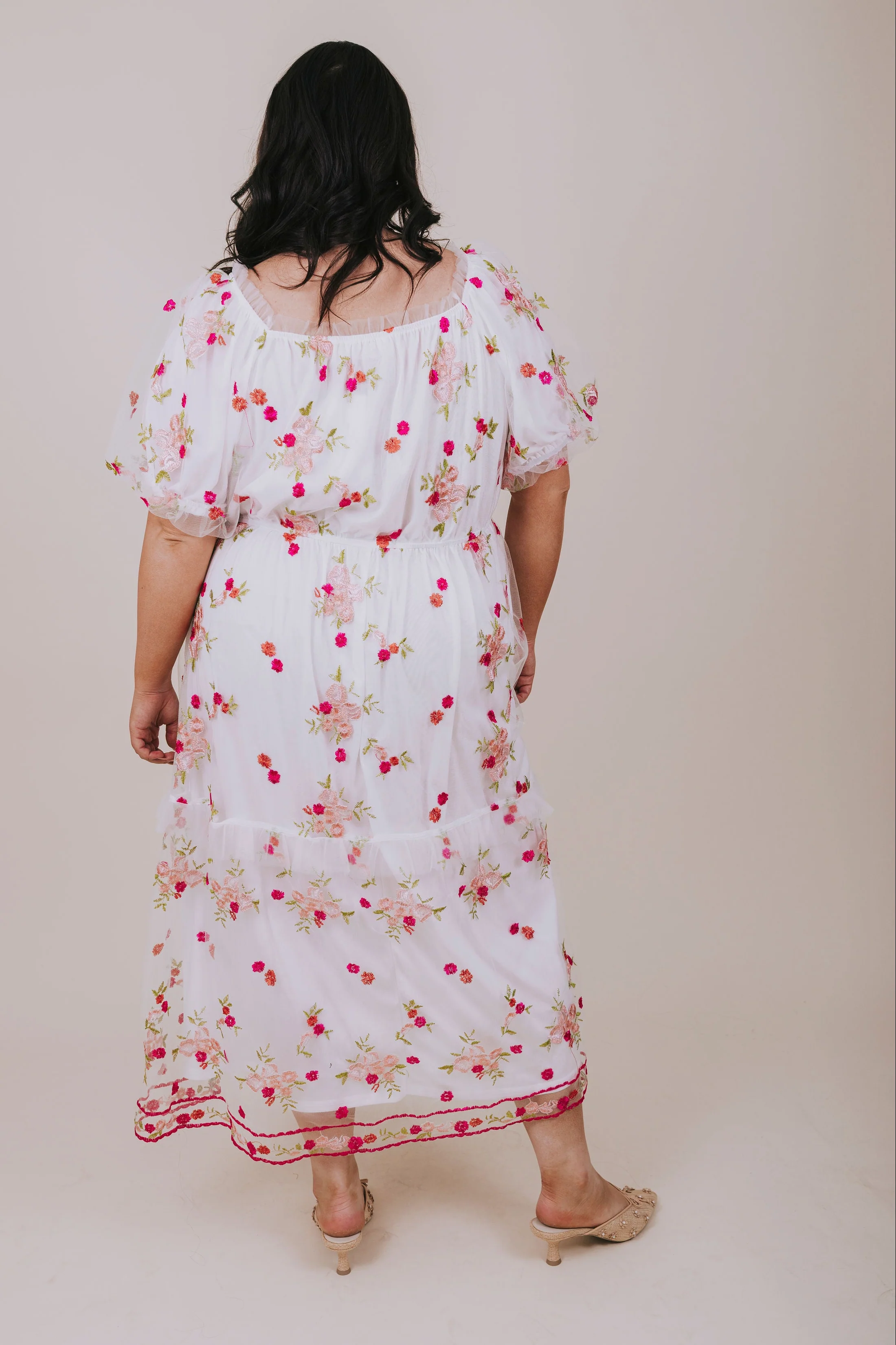 PLUS SIZE - Meet The Queen Dress - Image 4
